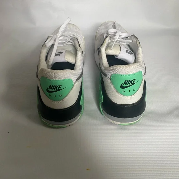 Nike Air Max Excee Size 11  US White, Green, and Black - Picture 3 of 5